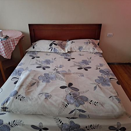 Albergue Camry Backpackers佳美背包客旅馆 Cuenca Exterior foto